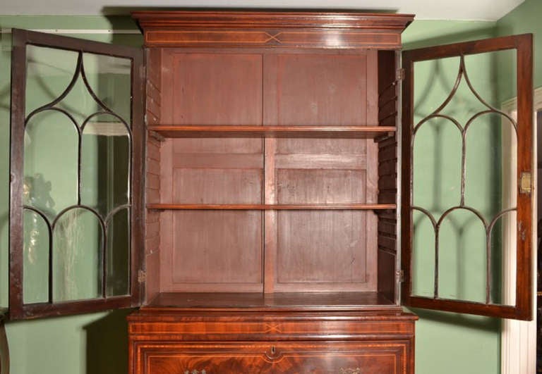 Antique George III Secretaire Bookcase circa 1815 In Excellent Condition In London, GB