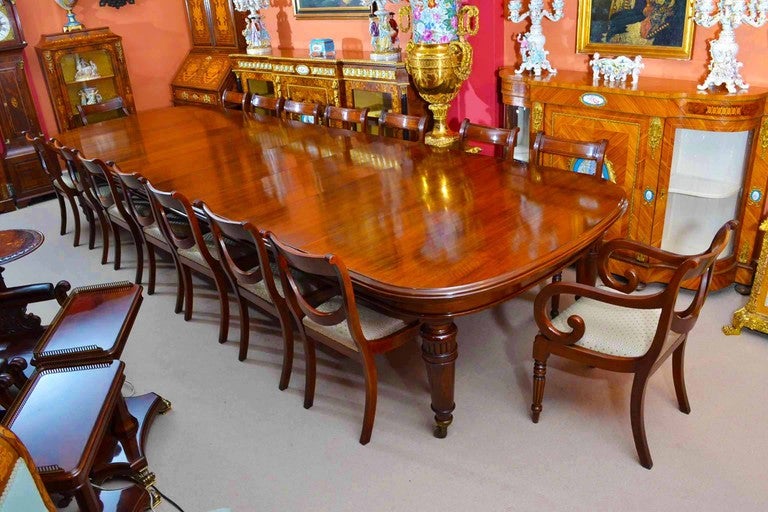 Antique 15 ft Victorian Dining Conference Table circa 1850 In Excellent Condition In London, GB