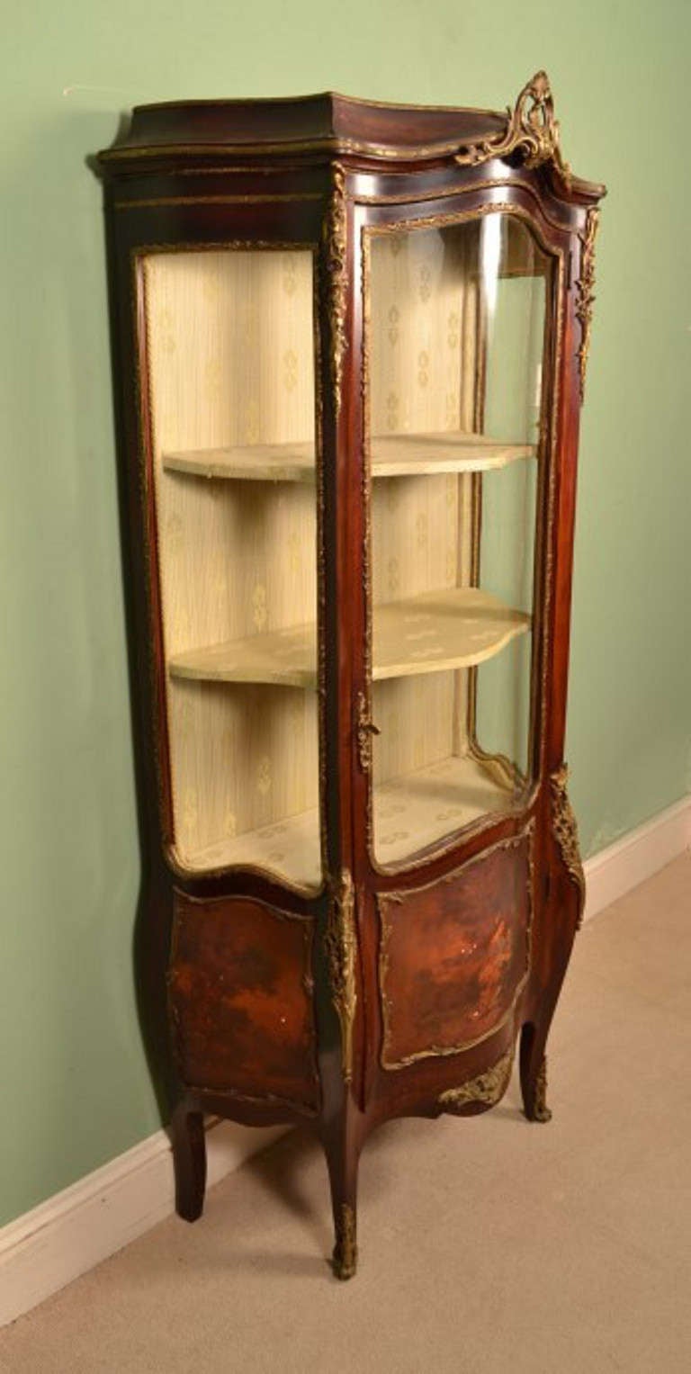 antique french display cabinet