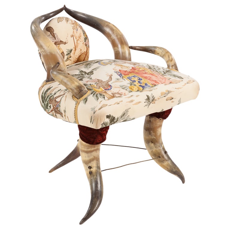 Victorian Long horn ladies boudoir chair For Sale