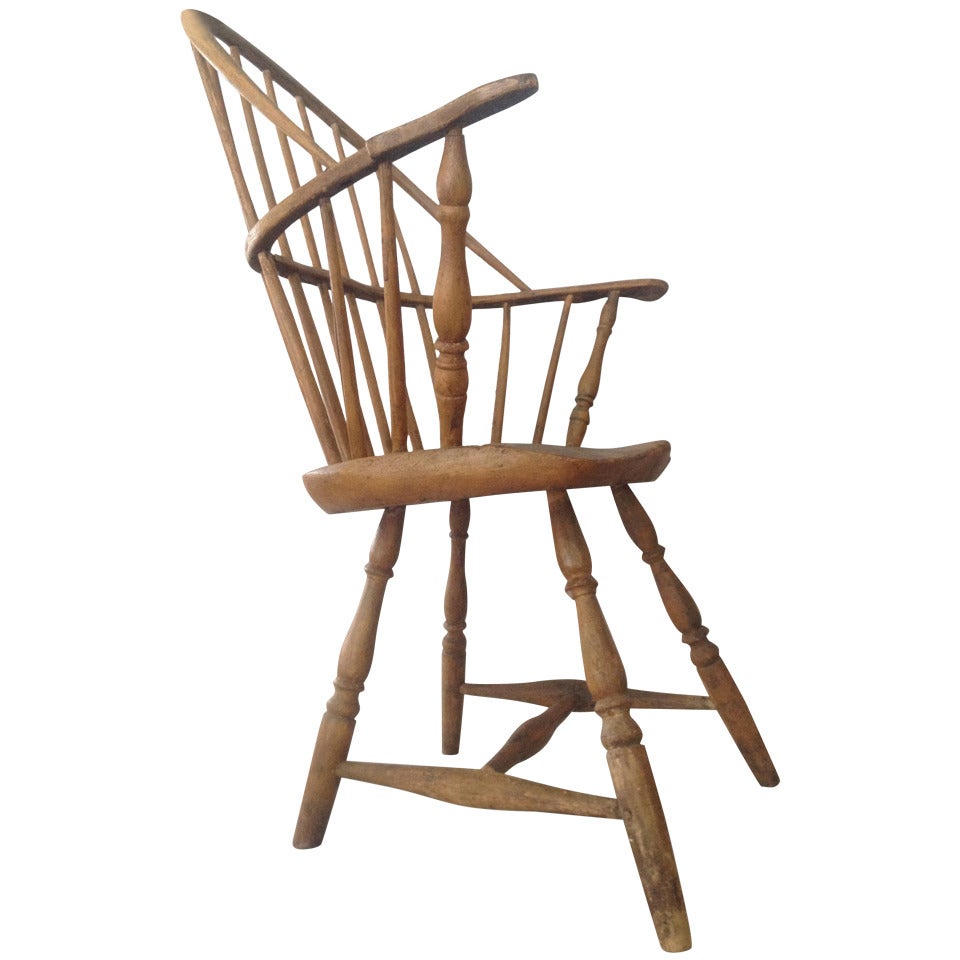 American Colonial Windsor Arm Chair For Sale