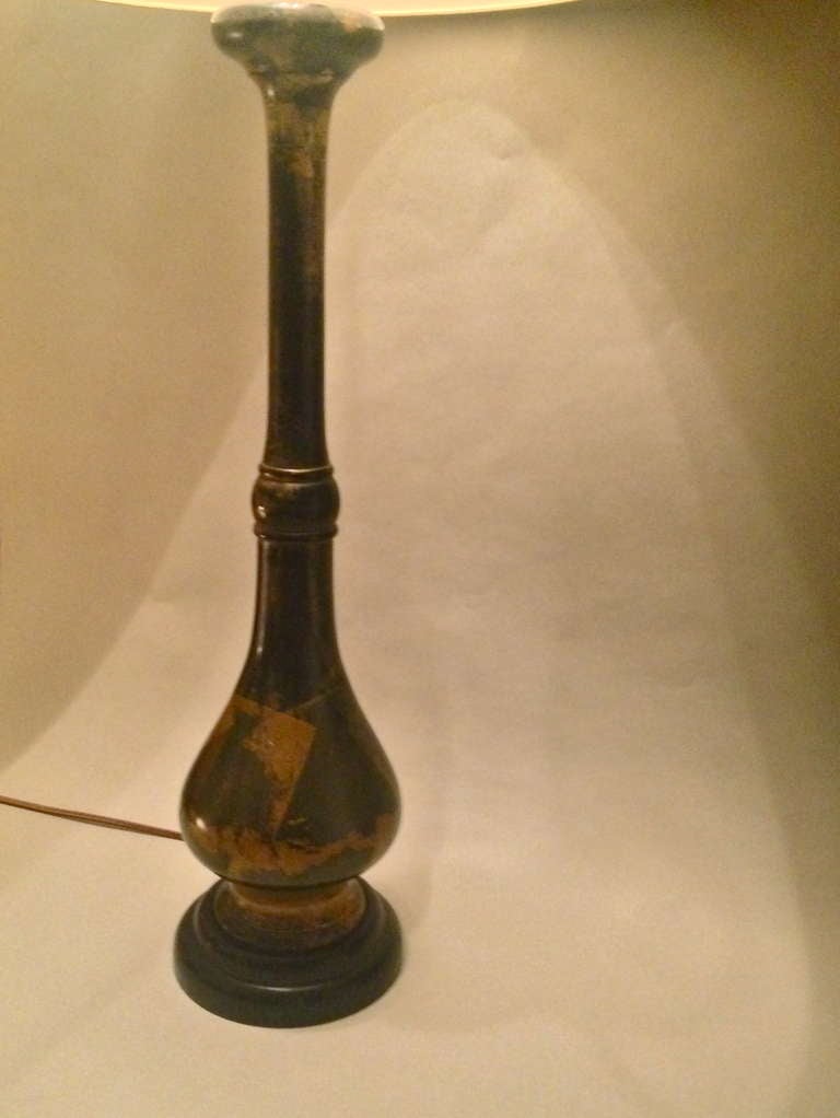 Gilded and Lacquered Bronze Table Lamp In Excellent Condition For Sale In Woodstock, NY