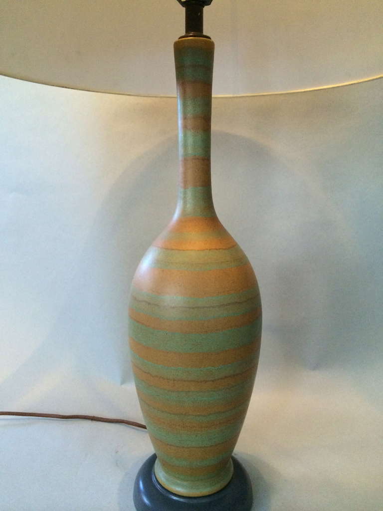 Studio Pottery Lamp, by Glidden In Excellent Condition For Sale In Woodstock, NY