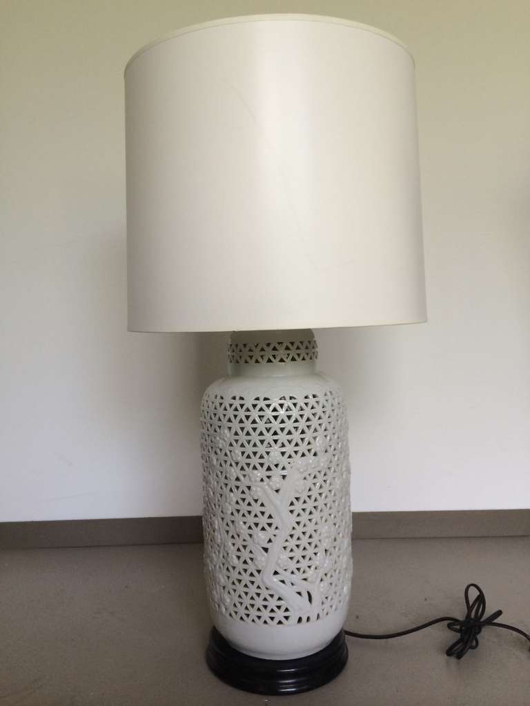 Modern Blanc De Chine Table Lamp For Sale
