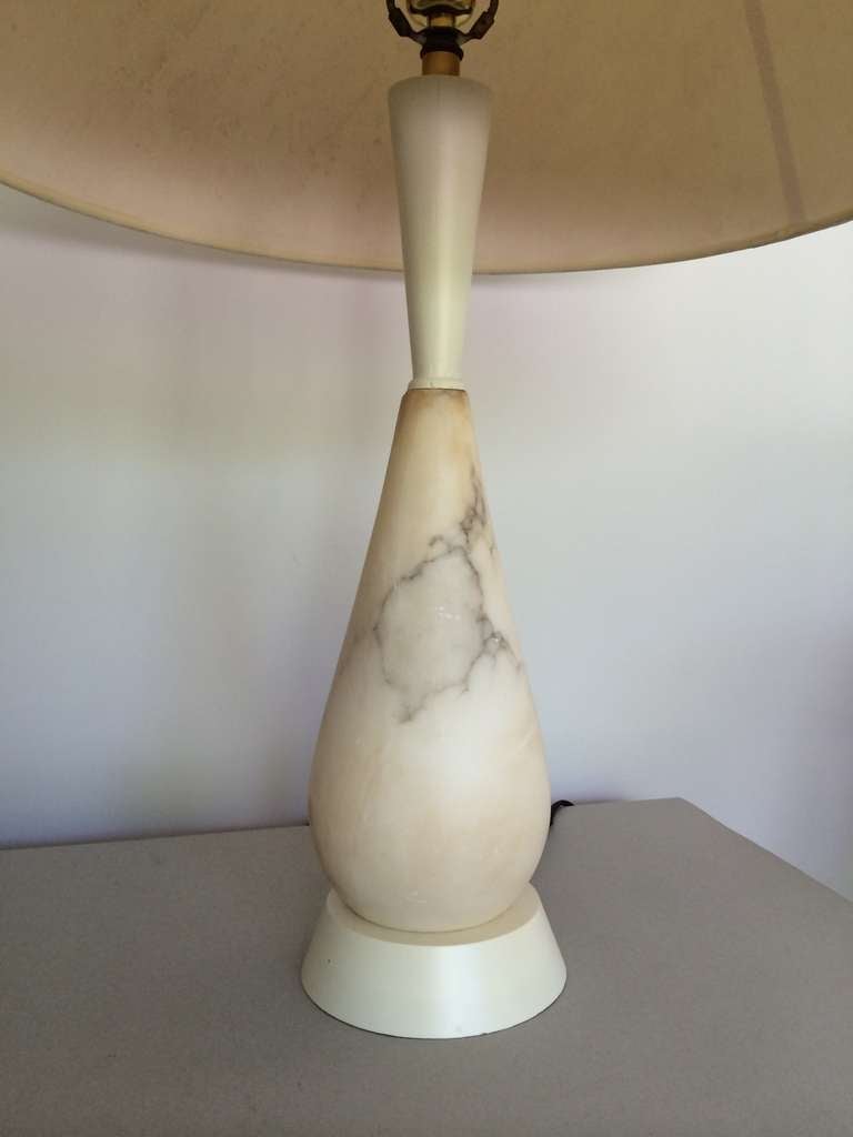 Mid-20th Century Pear shaped Italian Marble lamps For Sale
