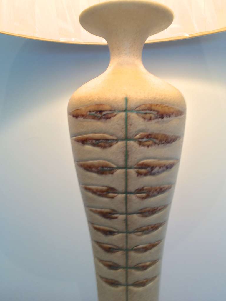 Tall, Thin, Italian Pottery Lamp For Sale 2