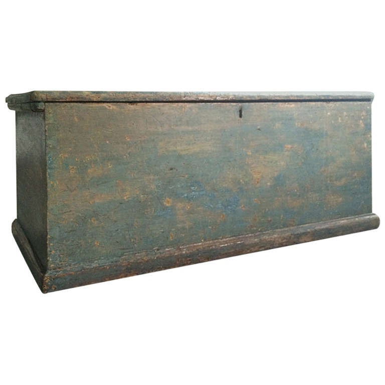 Pine Blanket Box in Prussian Blue For Sale