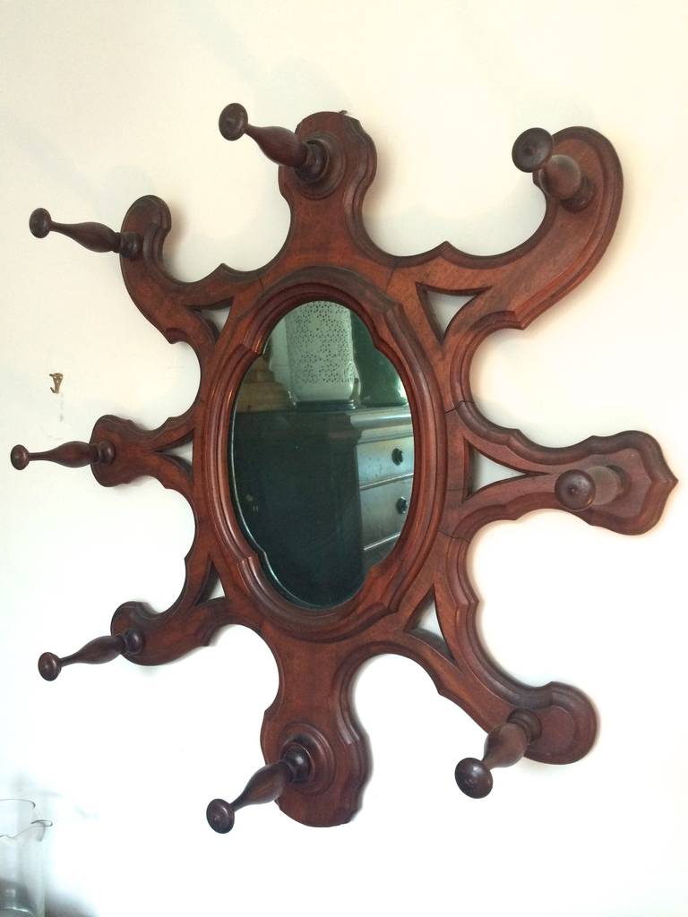 Gothic Starburst Hat Rack In Excellent Condition For Sale In Woodstock, NY