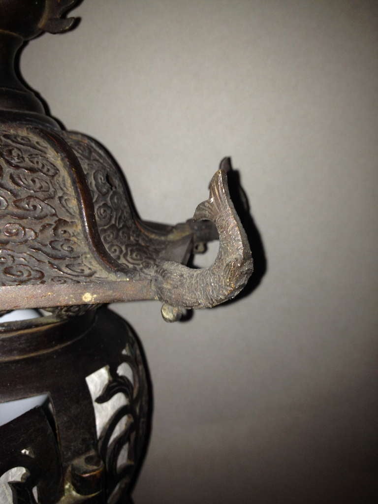 Bronze Japanese  Pagoda  Lanterns For Sale 4