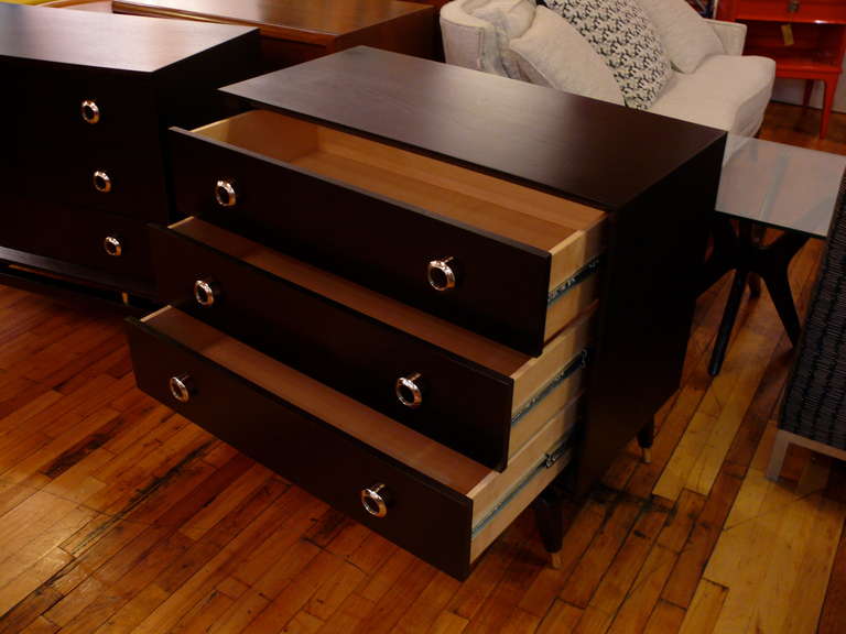 Pair of Formation Three-Drawer Chests In New Condition For Sale In New York, NY
