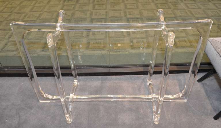 LInk Console Table in Lucite 1
