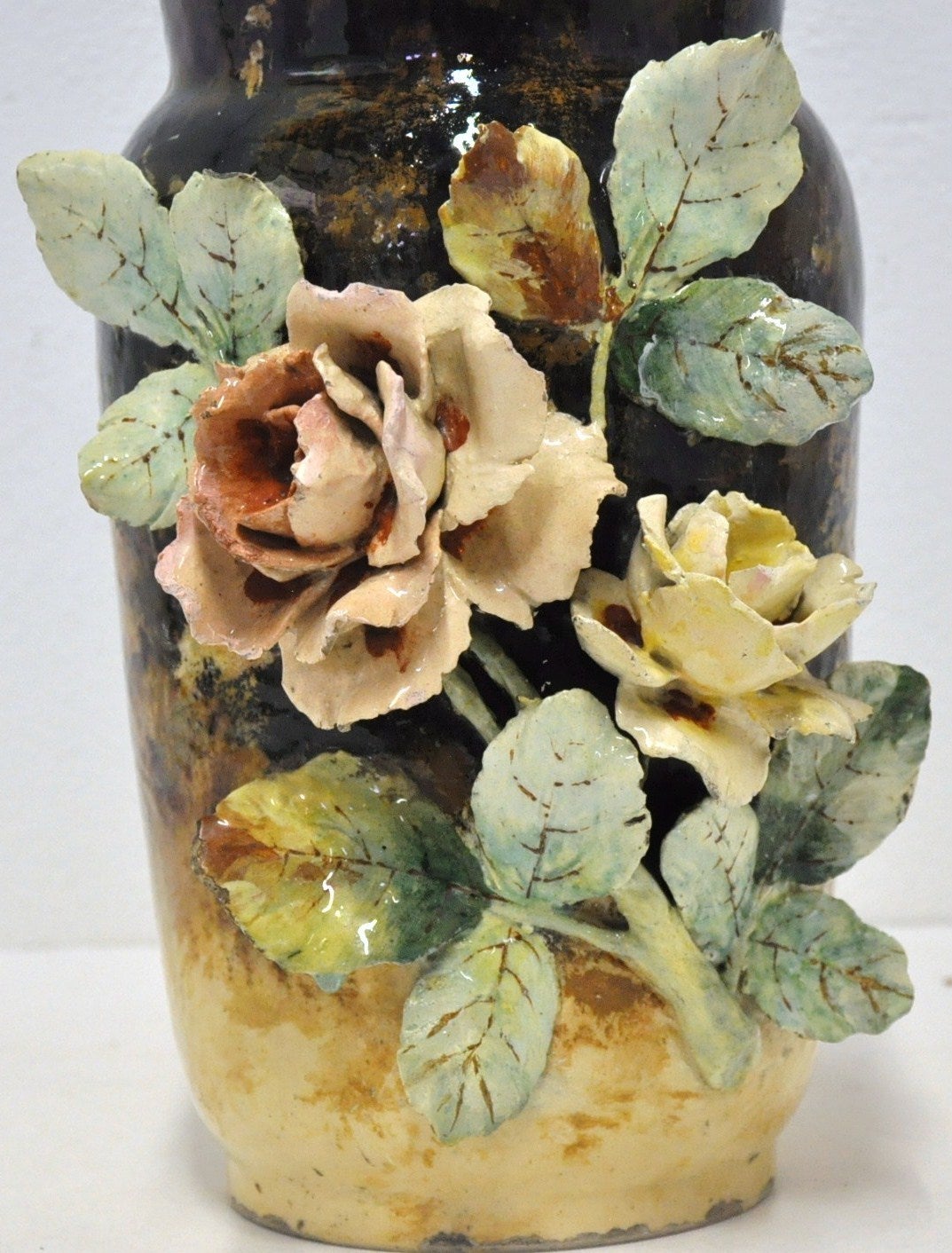 19th Century Barbotine Majolica Vase In Excellent Condition In Dallas, TX