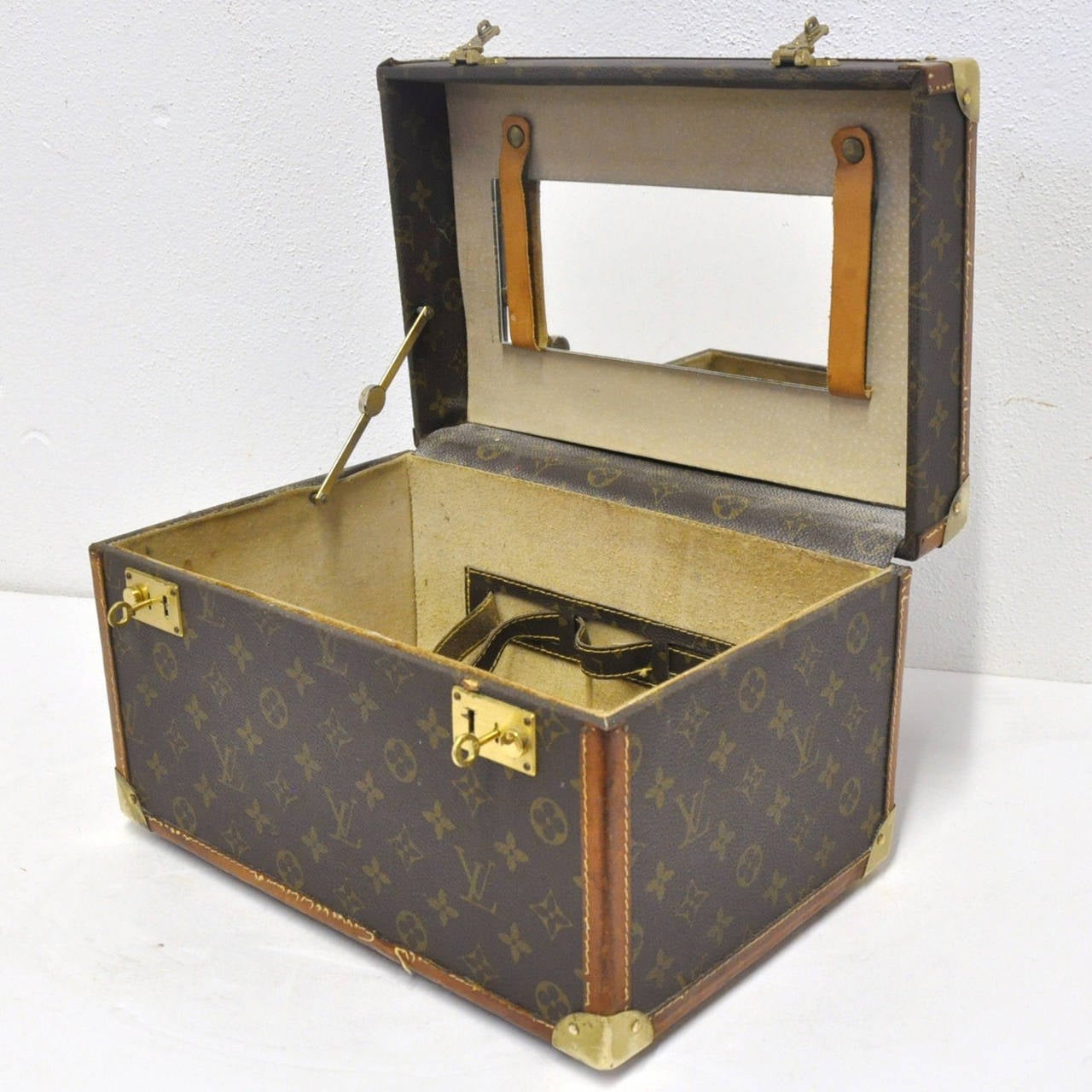 20th Century Vintage Louis Vuitton Leather Box