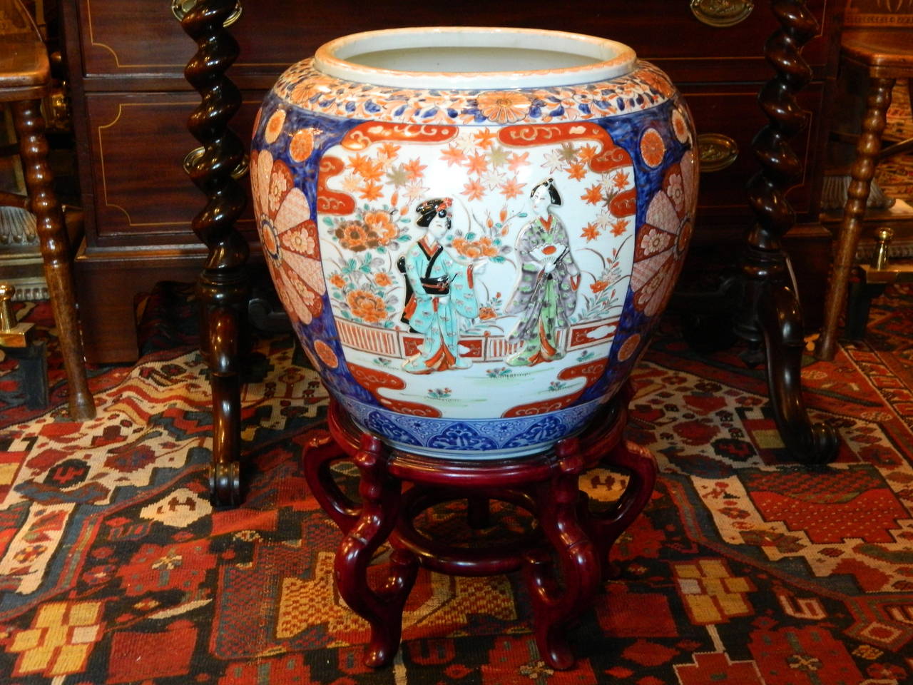 Imari Jardiniere or Fish Bowl with Relief Design, 19th Century In Excellent Condition In Savannah, GA