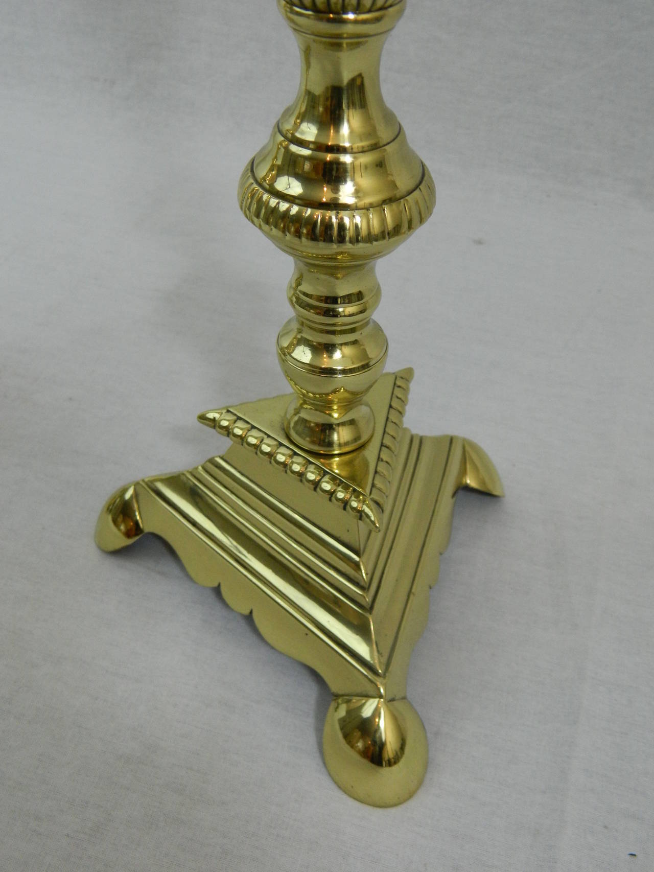 Set of Four French Polished Brass Candlesticks, 19th Century For Sale 5