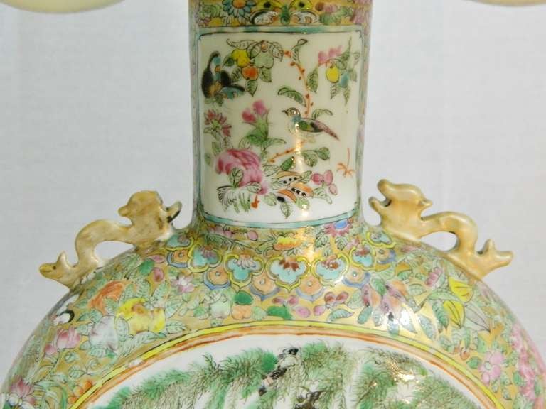 19th Century Rose Medallion Chinese Porcelain Lamp on a Bronze Base 6