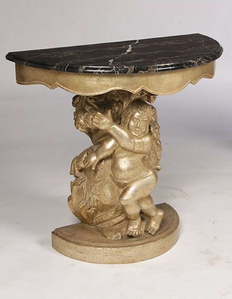 Italian Pair of Giltwood and Silver Gilt Consoles with Marble Top, 20th Century For Sale 1