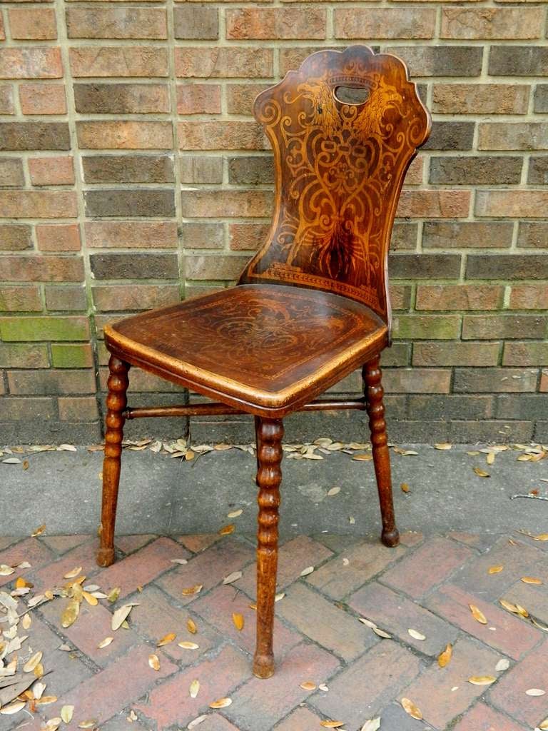 19th Century Pair of English Decorative Side Hall Chairs 1