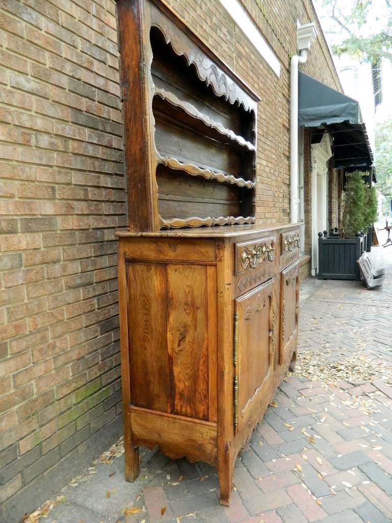 French Oak Provincial Vaisselier, 19th Century In Excellent Condition In Savannah, GA