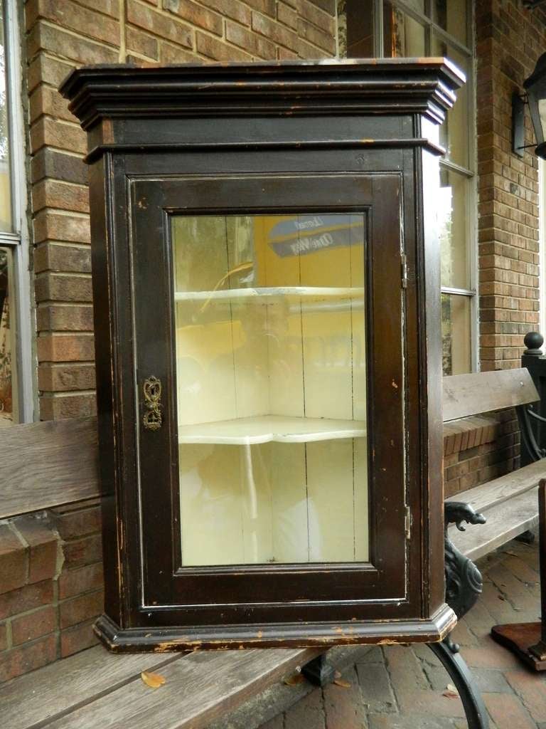 19th Century Rustic English Corner Hanging Cabinet with Glass Door and Painted Interior