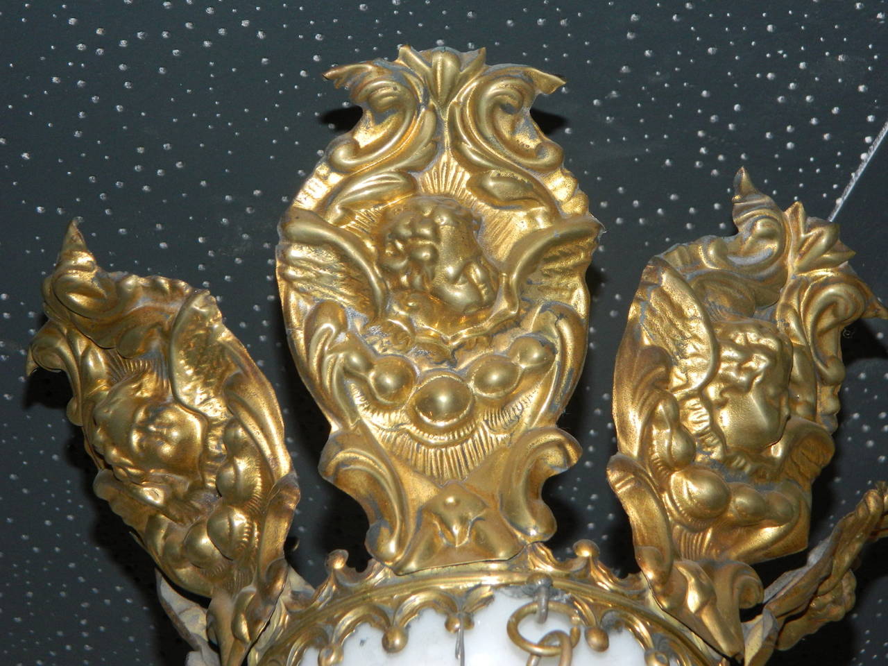 19th Century French Six-Light Chandelier with Opaline Glass and Brass For Sale 4