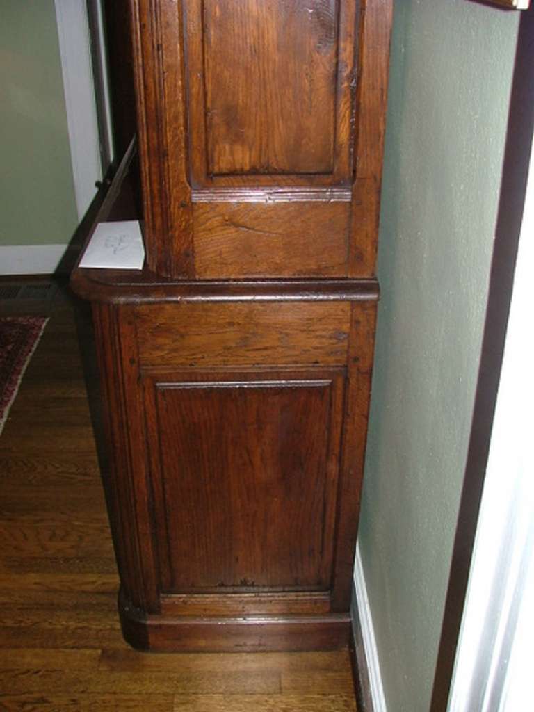 Französische Louis Philippe Bibliotheke oder Buffet aus Eiche, um 1850 im Angebot 1