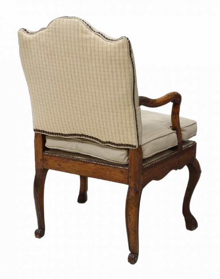 French Louis XV Style Armchair on Cabriole Legs, Late 18th Century In Good Condition For Sale In Savannah, GA