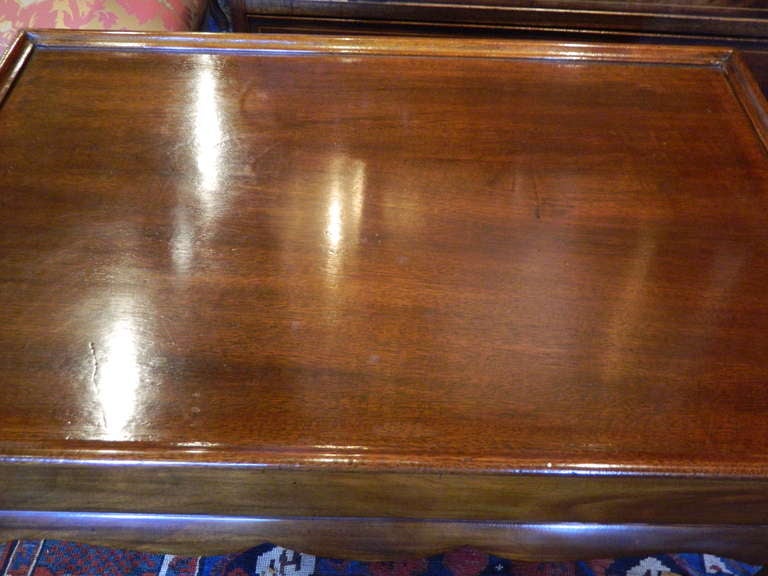 English Mahogany Tea Table, circa 1920 In Excellent Condition In Savannah, GA