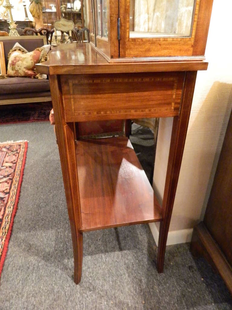 George III Style Mahogany, Satinwood and Marquetry Bookcase, 19th Century For Sale 3