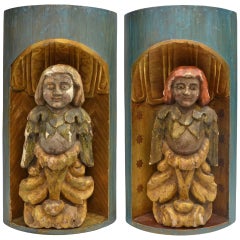 Antique Pair of Continental Gilded and Polychromed Wood Figures in Niches, 19th Century