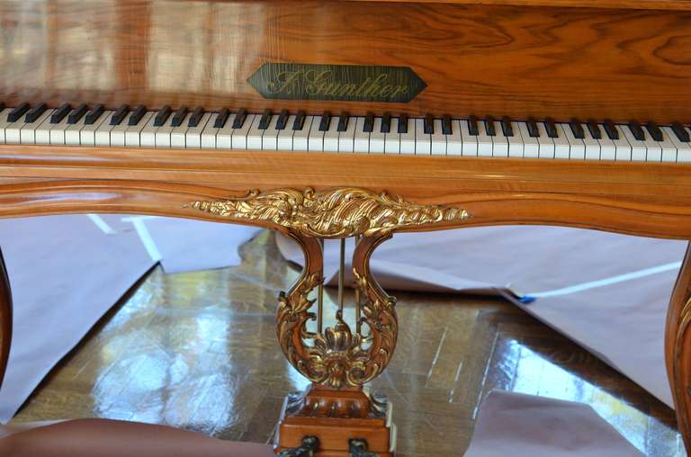 Circa 1910-20's Belgium J. Gunther Mahogany and Bronze Ormolu Baby Grand Piano In Excellent Condition In Savannah, GA