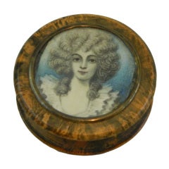 Antique A Horn Snuff Box Inset with a Portrait Miniature Depicting a Lady
