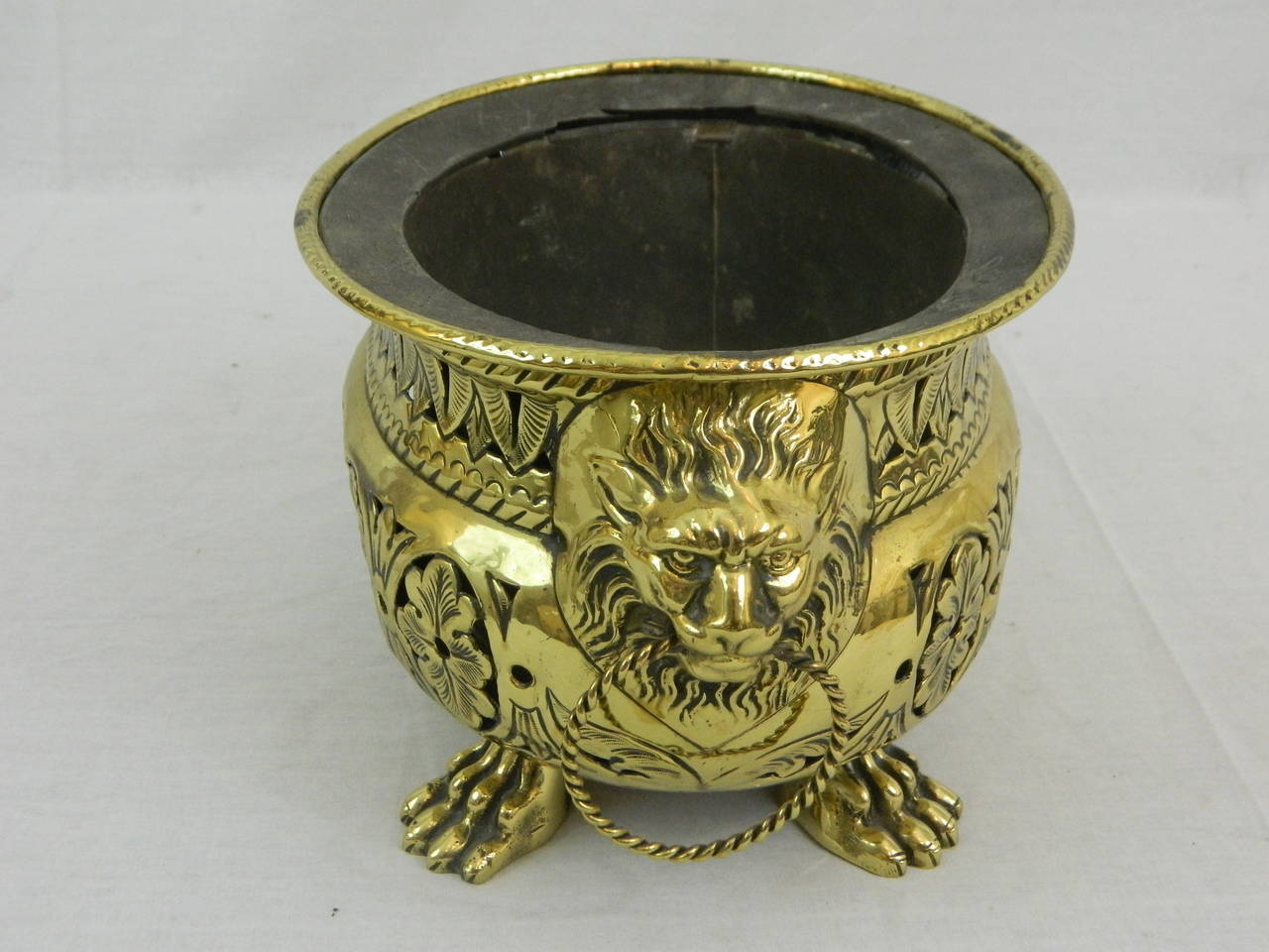 19th Century French Reticulated Jardiniere with Lion Ring Handles and Ending in Paw Feet