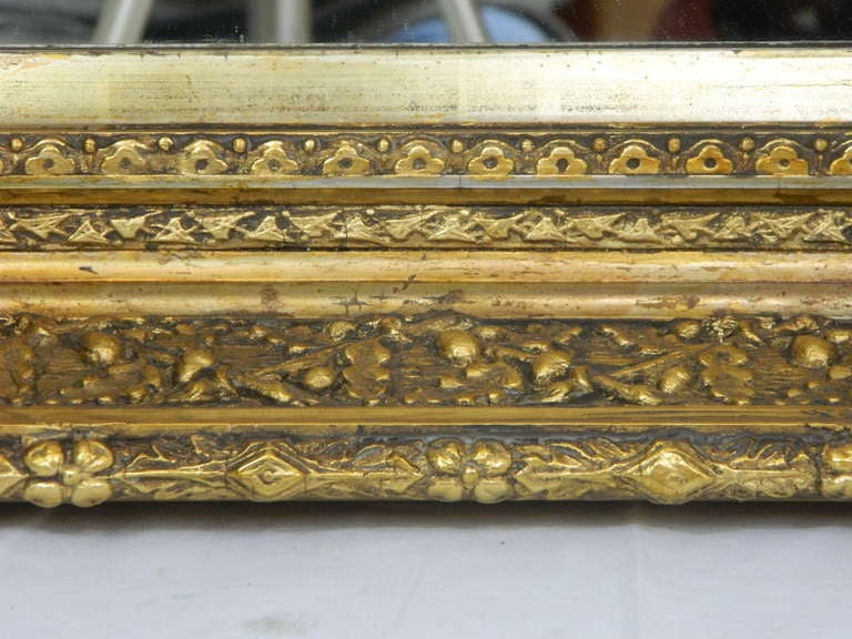 English Gold Leaf and Water Gilding Trim Mirror, circa 1850-1880 In Good Condition For Sale In Savannah, GA