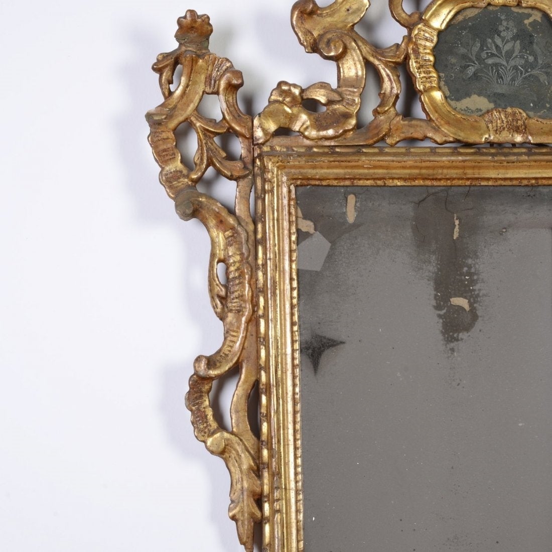Italian Rococo Giltwood Wall Mirror, 18th Century 1