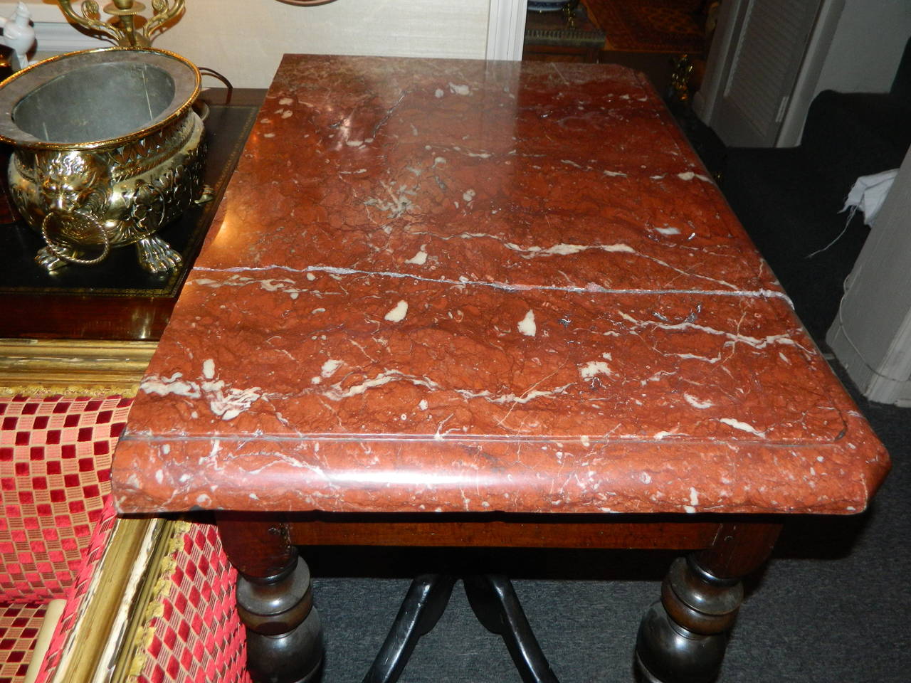 Portuguese Walnut Side Table with Rectangular Marble-Top, Early 18th Century 3