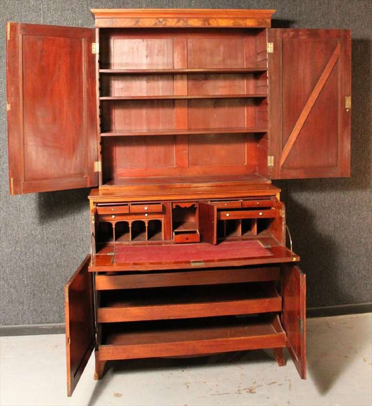 American Federal Inlaid Mahogany Bookcase Secretary, 19th Century For Sale 5