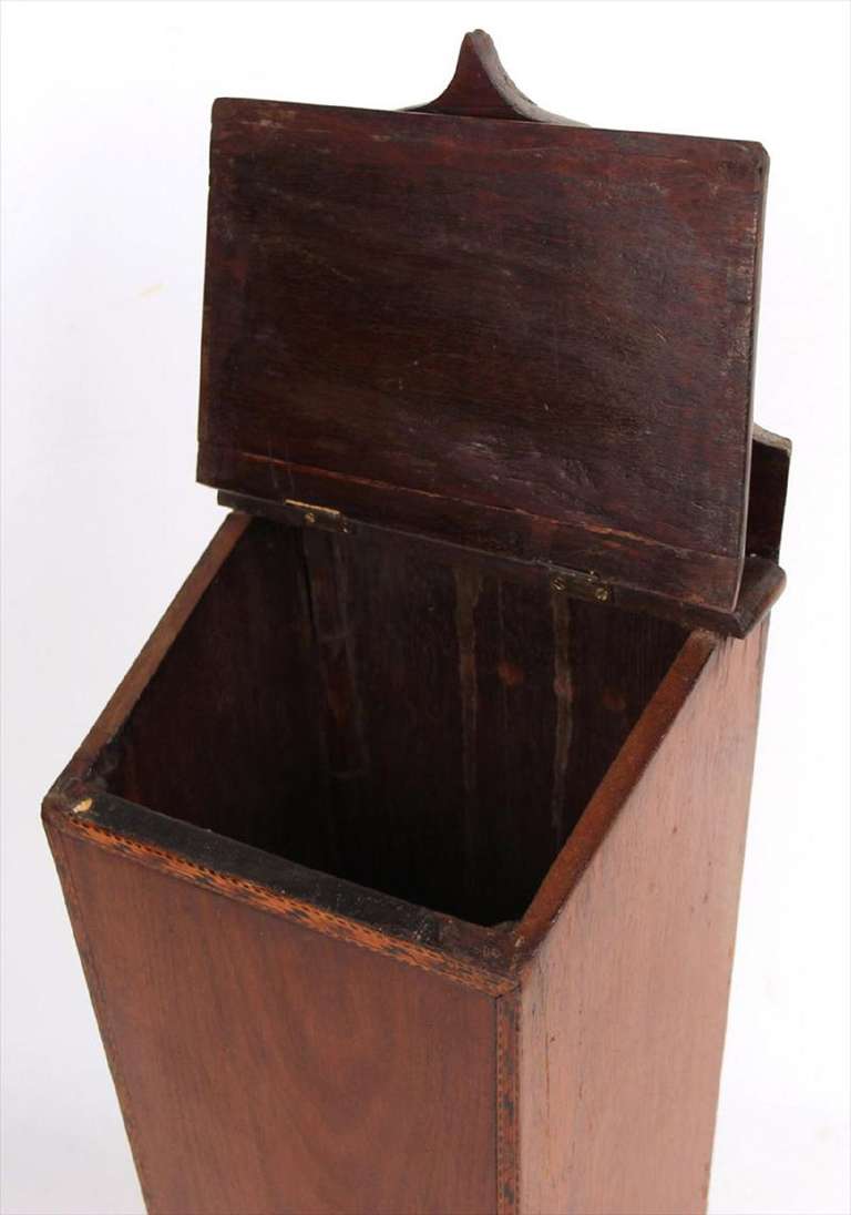 American Inlaid Mahogany Candle Box, 19th Century For Sale 1