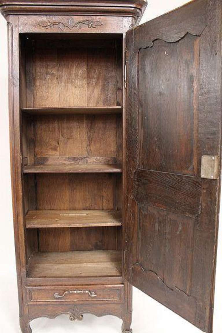 18th Century and Earlier French Provincial Style Oak Bonnetiere