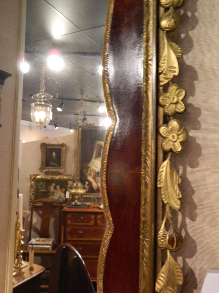 George II-Style Mahogany and Parcel Gilt Mirror with a Gilt Phoenix Finial In Excellent Condition In Savannah, GA