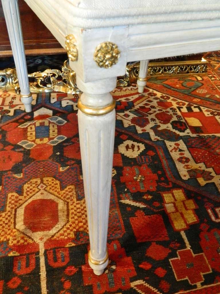 Louis XVI Style French Painted Tall Stool with Gold Trim, Early 20th Century 4