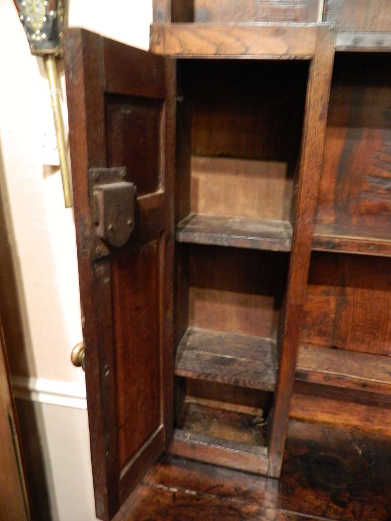 18th Century and Earlier Oak Welsh Dresser, 18th Century For Sale