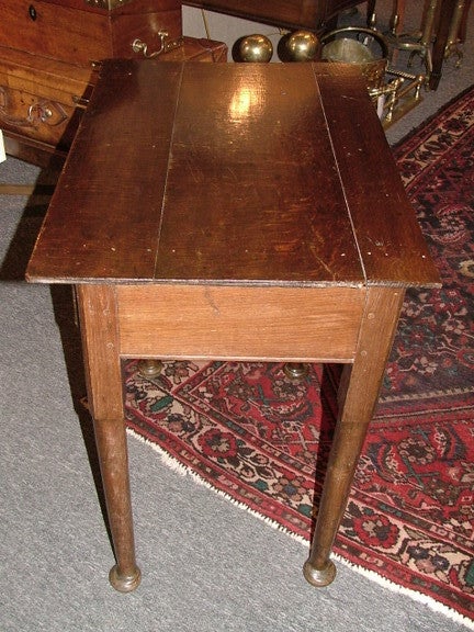 Mid 18th Century George II Style Lowboy with Pad Feet. Excellent Patina