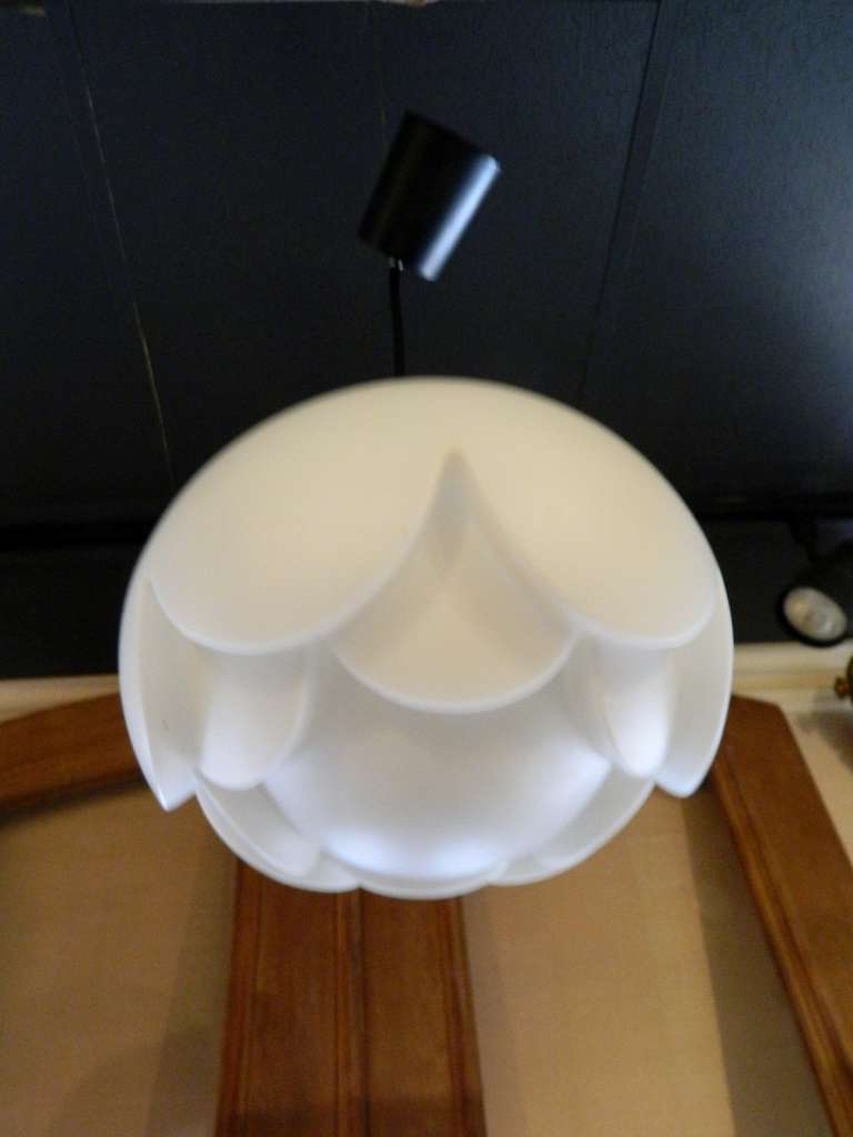 Peill & Putzler Artichoke Floral Shaped White Opaline Hanging Lamp, Circa 1960s In Excellent Condition In Savannah, GA