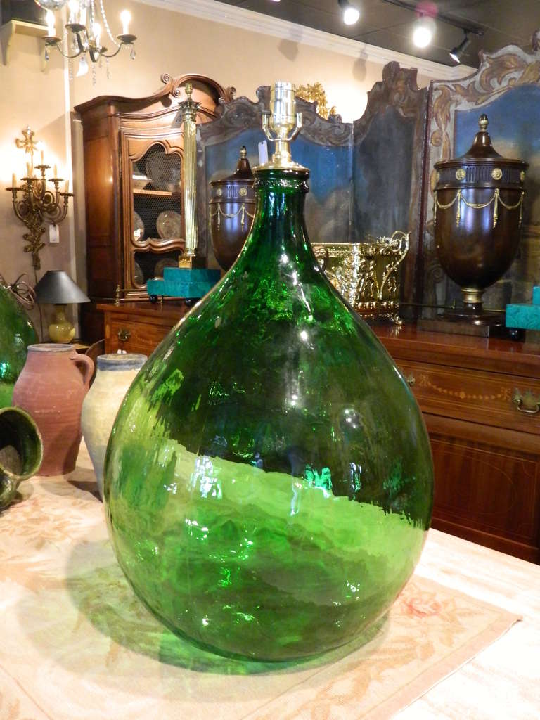 Early 20th Century Pair of Italian Green Glass Wine Bottles Adapted as Lamps In Excellent Condition In Savannah, GA