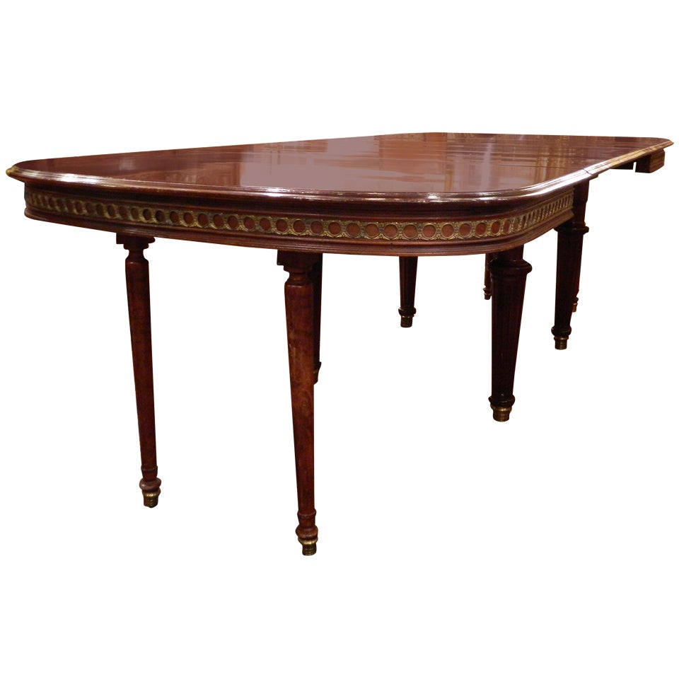 Louis XVI Style Mahogany Dining Table with Ormolu Banding, Early 20th Century