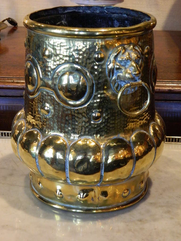 Brass Jardiniere Semi-Lobed with Lion Mask Side Handles, 19th Century In Good Condition For Sale In Savannah, GA