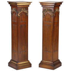 19th Century Pair of George III Style Carved and Parcel Gilt Mahogany Pedestals