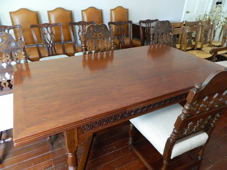 Early 20th Century Mahogany Extending Dining Table 5