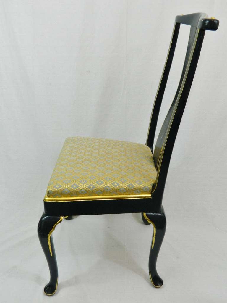 Gold Set of Twelve Italian Dining Chairs with Cabriole Legs, Early 20th Century For Sale